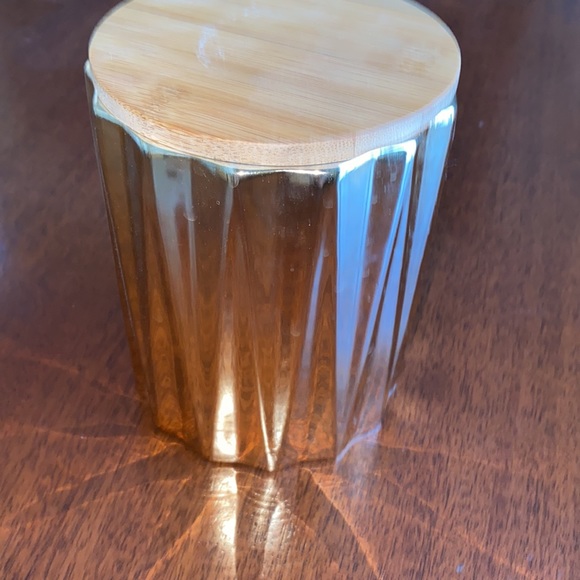 Shiny Gold Opaque Glass Jar with Lid - Picture 9 of 9
